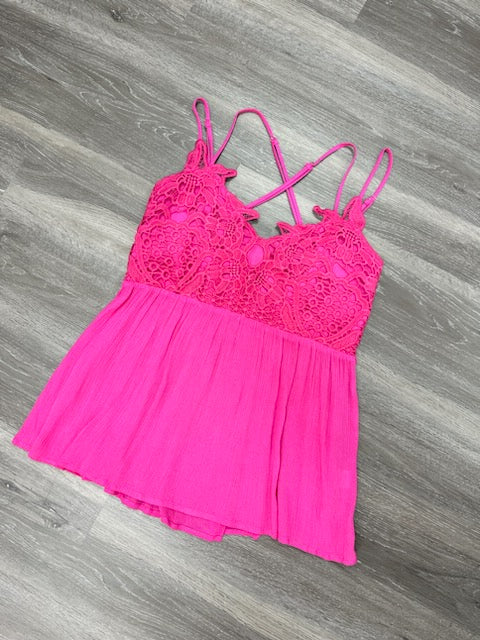 Lace me in hot pink