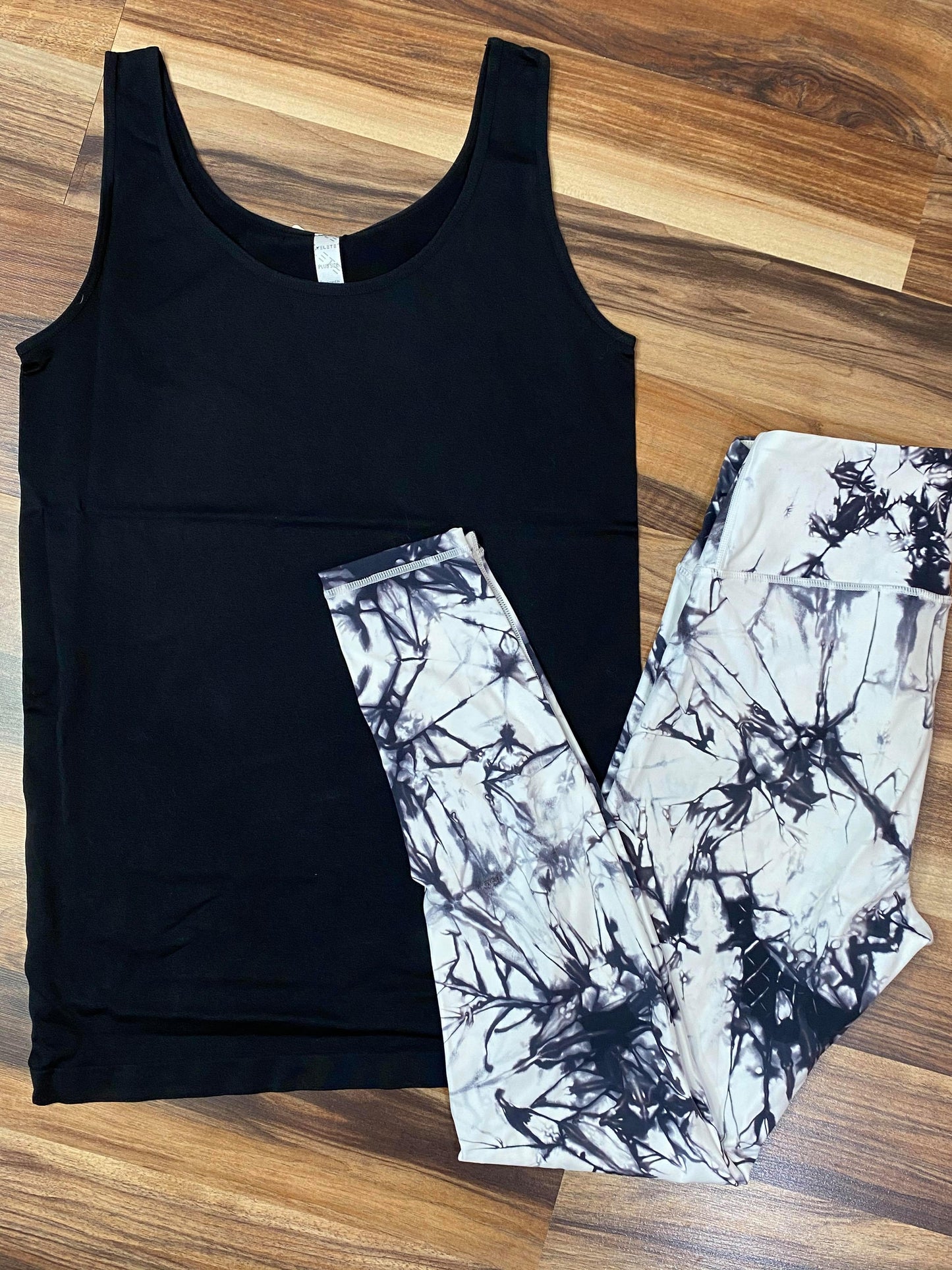 Black & White Active Tie Dye LONG Workout Leggings